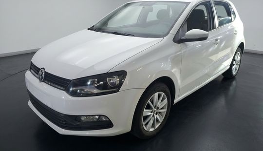 Volkswagen • Polo