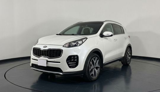 2016 • 124,899 km • Automático