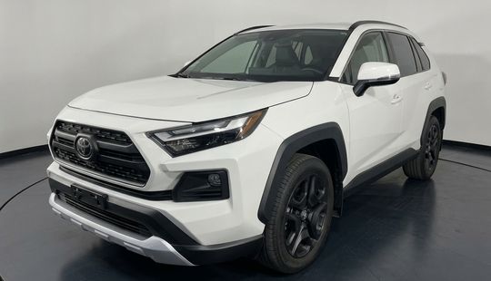 Toyota • RAV4