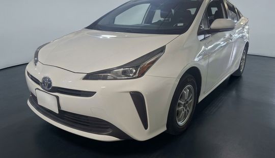 Toyota • Prius
