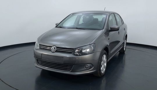 Volkswagen • Vento