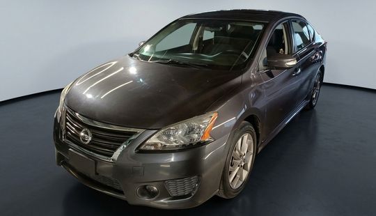 Nissan • Sentra
