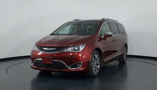 Chrysler • Pacifica