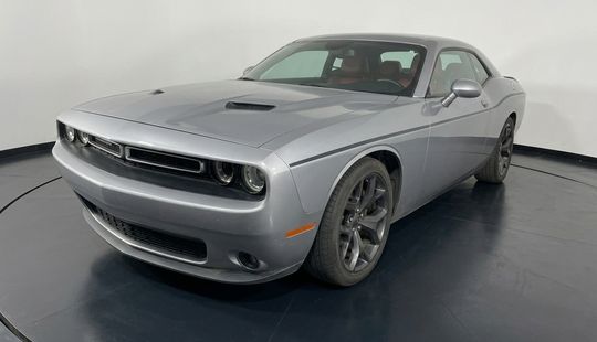 Dodge • Challenger