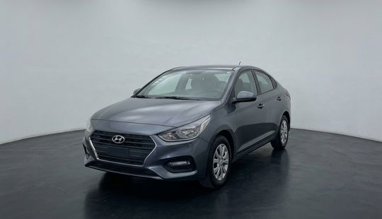 Hyundai • Accent