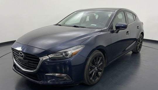 Mazda • Mazda 3