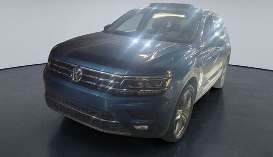 Volkswagen • Tiguan