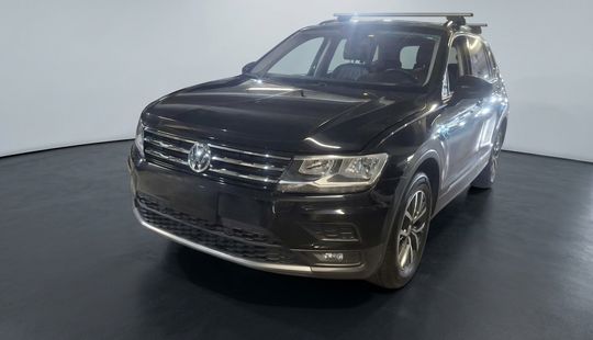 Volkswagen • Tiguan