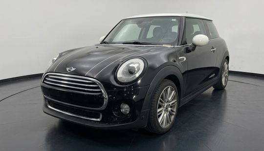 Mini • Cooper