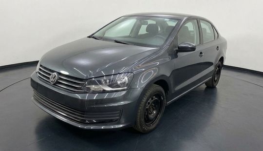 Volkswagen • Vento