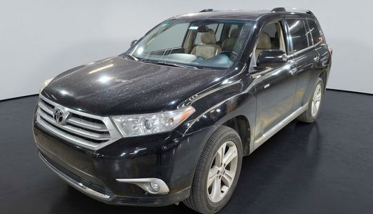Toyota • Highlander