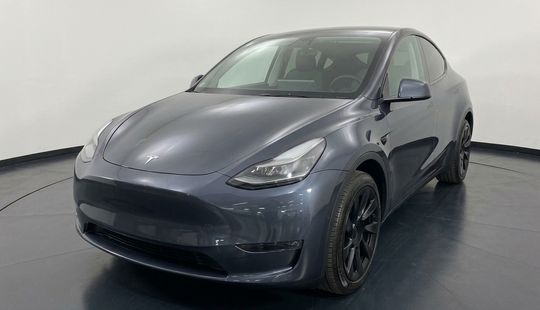 Tesla • Model Y
