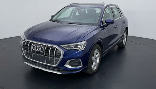 Audi • Q3