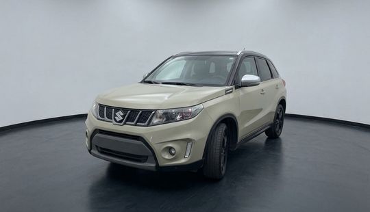 Suzuki • Vitara