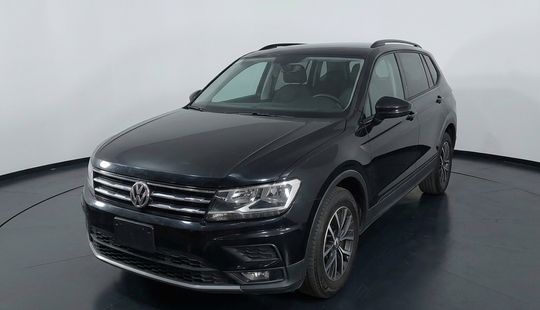 Volkswagen • Tiguan