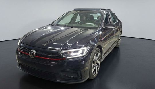 Volkswagen • Jetta