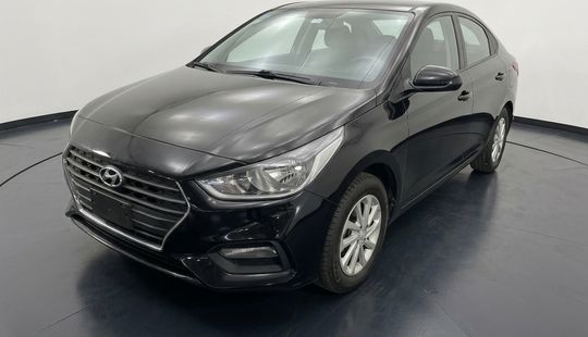 Hyundai • Accent