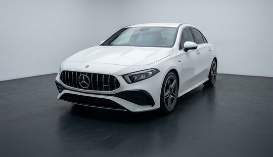Mercedes Benz • Clase A