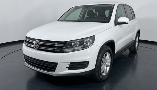 Volkswagen • Tiguan