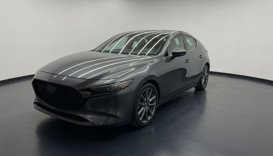 Mazda • Mazda 3
