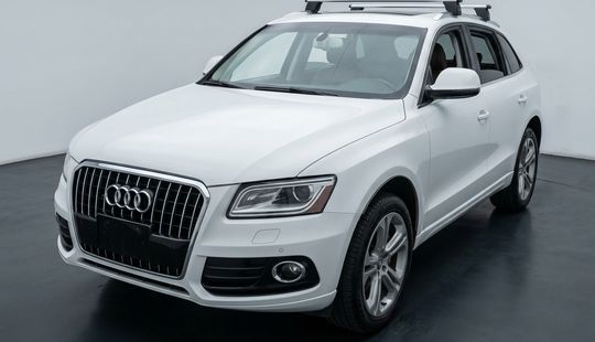 Audi • Q5