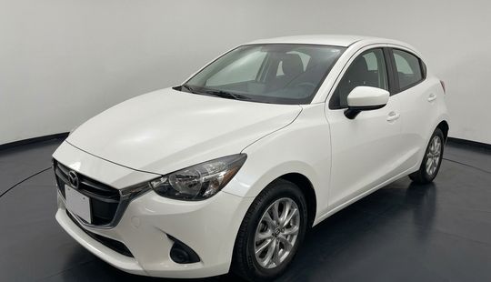 Mazda • Mazda 2