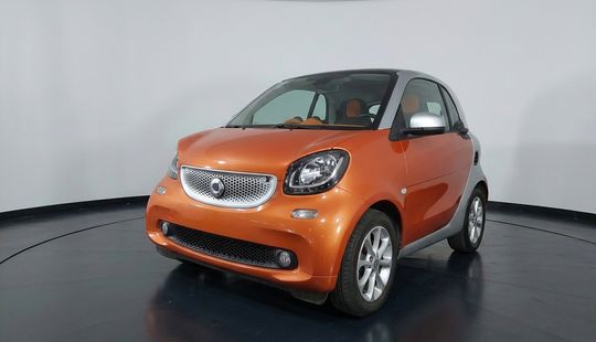 Smart • Fortwo
