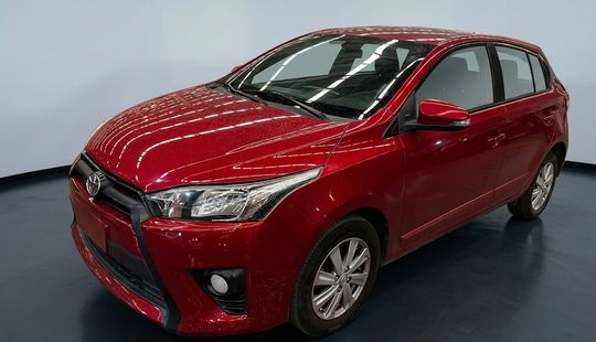 Toyota • Yaris