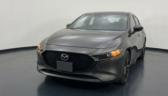 Mazda • Mazda 3