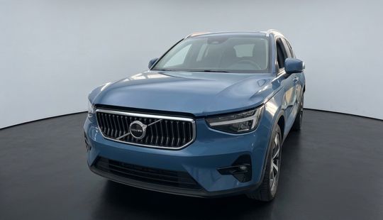 Volvo • XC40