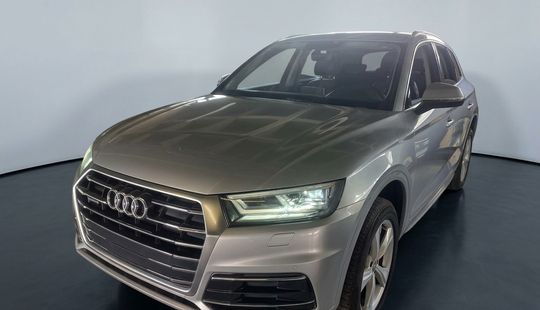 Audi • Q5