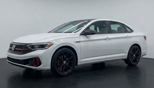 Volkswagen • Jetta