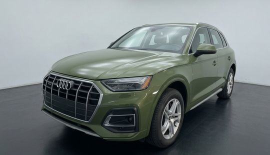 Audi • Q5
