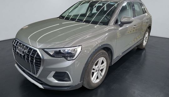 Audi • Q3
