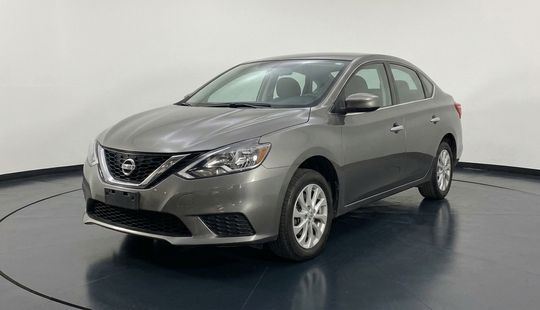 Nissan • Sentra