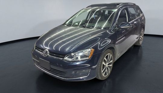 Volkswagen • Golf