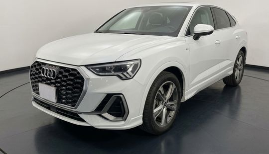 2021 • 52,054 km • Automático