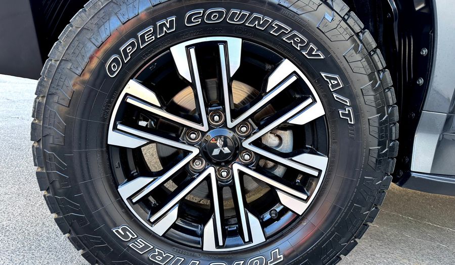 Mitsubishi Montero 3.0 SE PLUS AUTO 4WD Suv 2022