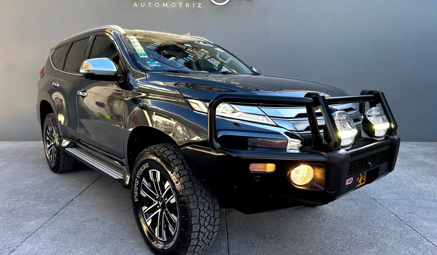 Mitsubishi Montero 3.0 SE PLUS AUTO 4WD Suv 2022