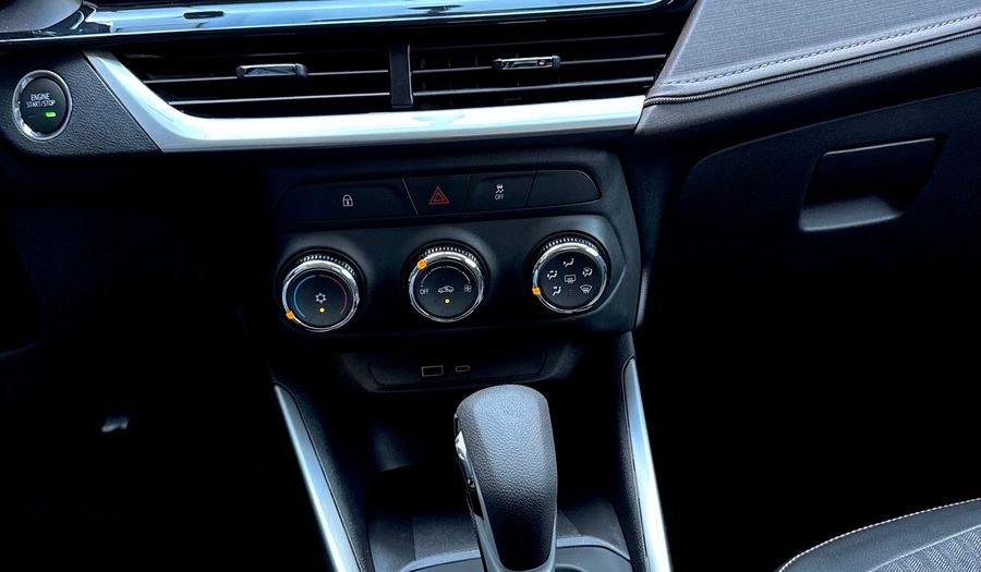 Chevrolet Montana 1.2 TURBO LT A AUTO Pickup 2025