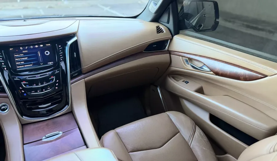 Cadillac Escalade 6.2 SUV P PLATINUM AT 4WD Suv 2017