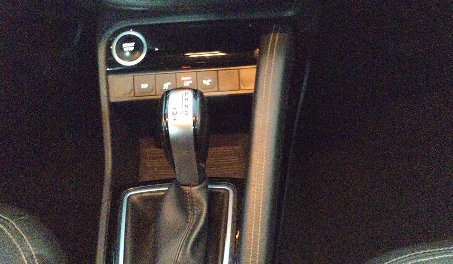 Renault Captur 1.3 ICONIC CVT Hatchback 2022