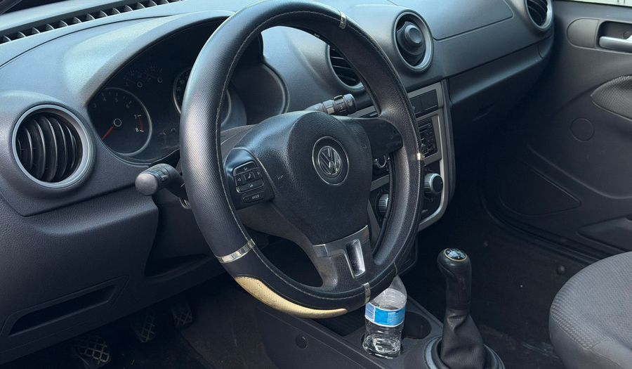 Volkswagen Gol 1.6 SPORT 4 PUERTAS MT Sedan 2011