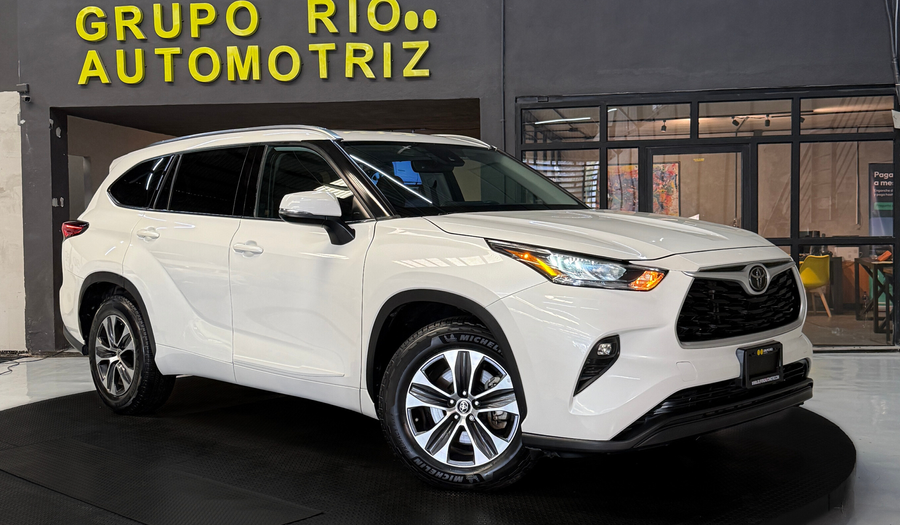 Toyota Highlander 3.5 XLE AUTO Suv 2021