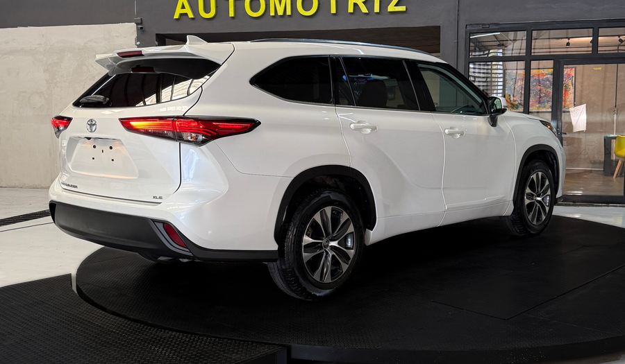 Toyota Highlander 3.5 XLE AUTO Suv 2021