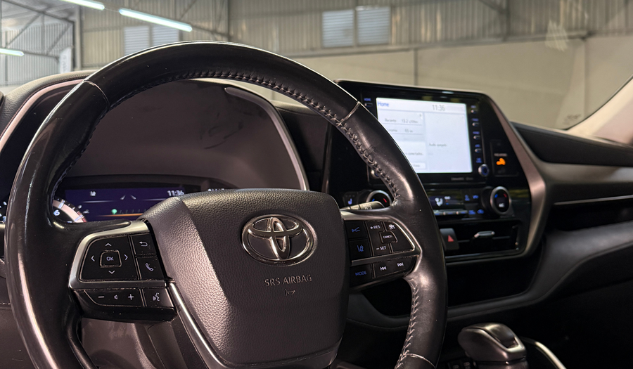 Toyota Highlander 3.5 XLE AUTO Suv 2021