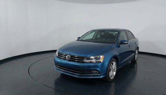 Volkswagen • Jetta