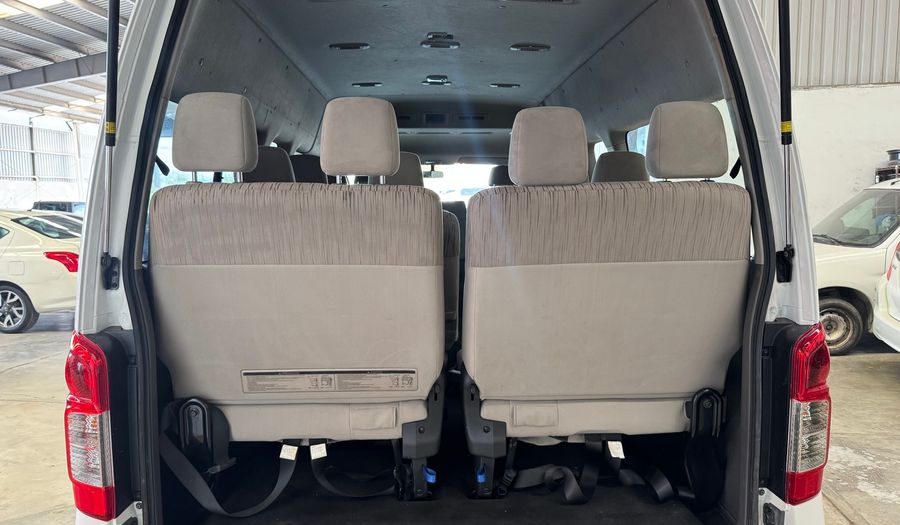 Nissan Nv350 Urvan 2.5 15 PASAJEROS AMPLIA A/A PAQ SEG Van 2021