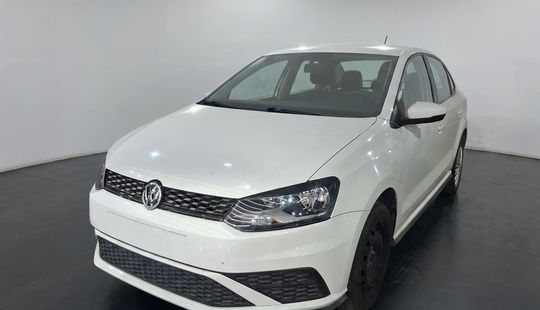 Volkswagen • Vento