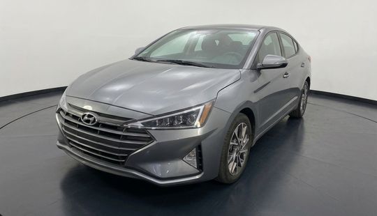 Hyundai • Elantra